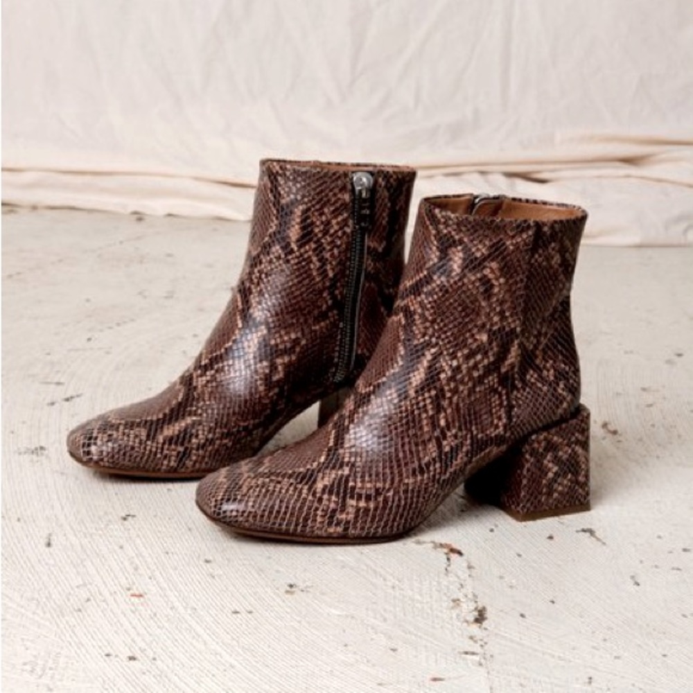 LOQ Lazaro Boot Castaña Python Brown Leather 40 EU / 9/9.5 US NIB Retails $425
